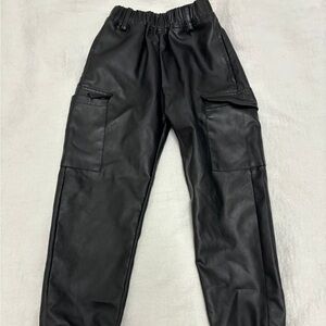 SHEIN Kids Black Cargo Pants